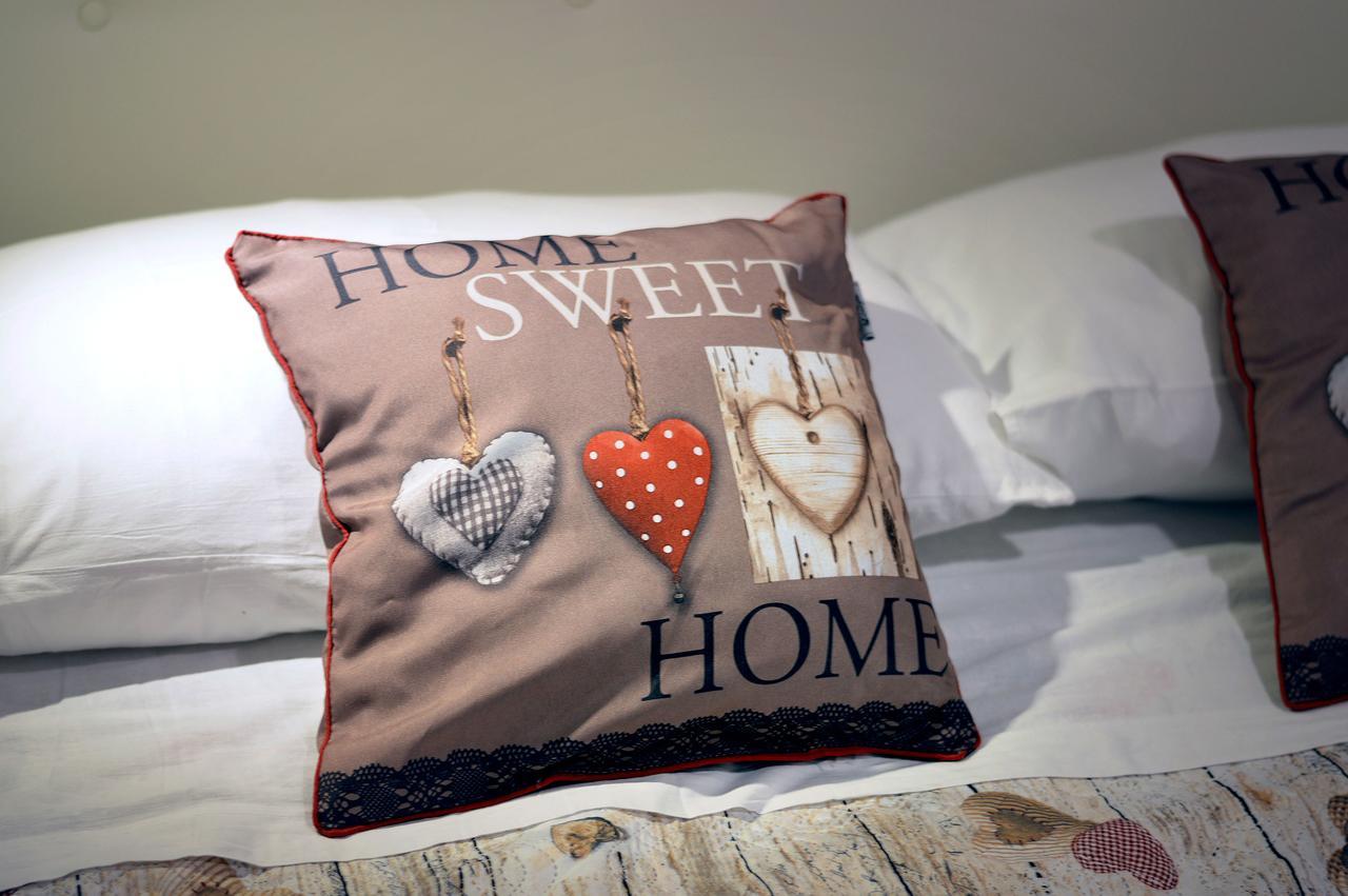 Home Sweet Home Cathedral 那不勒斯 外观 照片